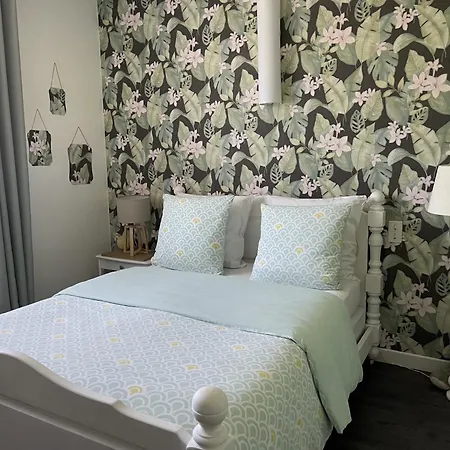 Esprit De Campagne * Lamaids